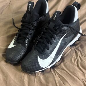 Men’s Black Nike Athletic Cleats